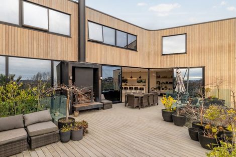 Photo of property in 26 Hackthorne Road, Cashmere, Christchurch, 8022