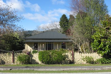 Photo of property in 34 Aylmer Street, Ross, 7812