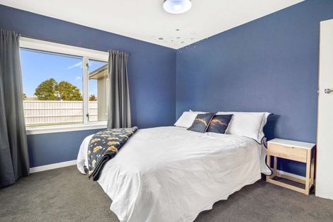 Photo of property in 8 Roberts Road, Hei Hei, Christchurch, 8042