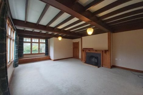 Photo of property in 35 Victoria Street, Hawera, 4610