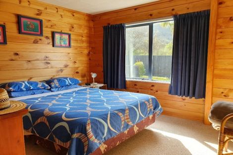 Photo of property in 34 Oxford Street, Taylorville, Greymouth, 7805