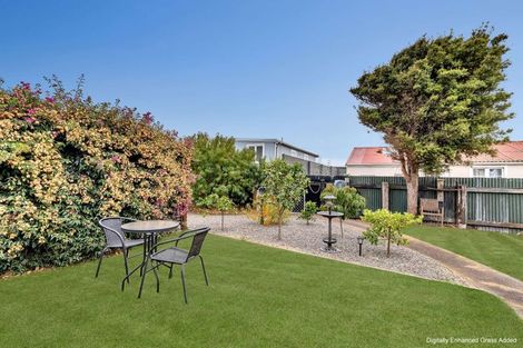 Photo of property in 169 Seabury Avenue, Foxton Beach, Foxton, 4815