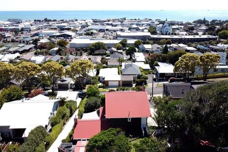 Photo of property in 124 Pendarves Street, New Plymouth, 4312