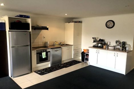 Photo of property in 2c/47 Stanhope Road, Mount Wellington, Auckland, 1051