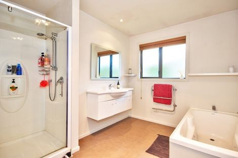 Photo of property in 7 Haddow's Place, Lake Hayes, Queenstown, 9304