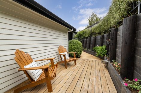 Photo of property in 120 Tauroa Road, Havelock North, 4130