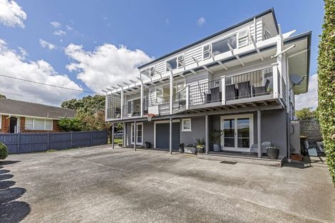 Photo of property in 1/41 East Coast Road, Milford, Auckland, 0620