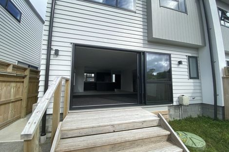 Photo of property in 7/64 Glen Road, Stokes Valley, Lower Hutt, 5019