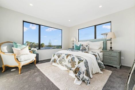 Photo of property in 3a Pine Terrace, Howick, Auckland, 2014