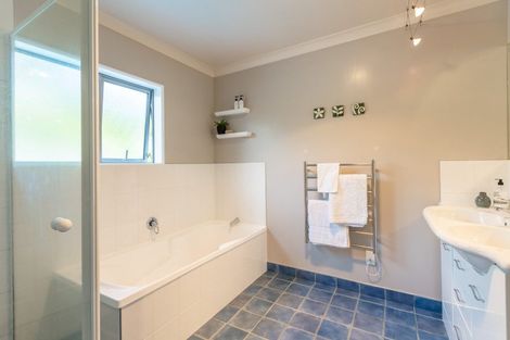 Photo of property in 12 Murray Court, Paraparaumu Beach, Paraparaumu, 5032