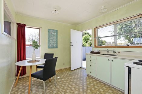 Photo of property in 27 York Avenue, Tamatea, Napier, 4112