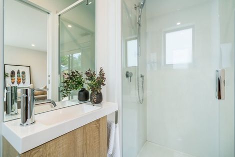 Photo of property in 5c Nea Place, Hillcrest, Auckland, 0627