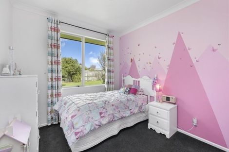 Photo of property in 4 Bronte Way, Rolleston, 7614