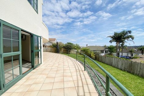 Photo of property in 212 Whitford Road, Shamrock Park, Auckland, 2016