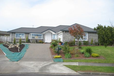 Photo of property in 11 Flora Place, Wattle Downs, Auckland, 2103