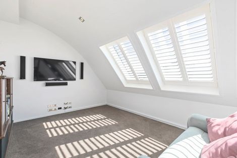 Photo of property in 5/50 Marine Parade, Mount Maunganui, 3116