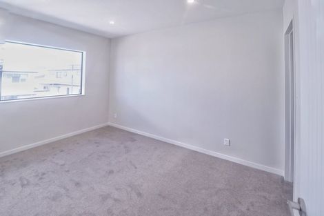 Photo of property in 26 Willowherb Lane, Hobsonville, Auckland, 0616