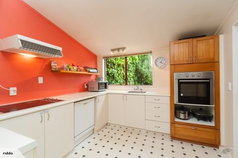 Photo of property in 124 Onslow Road, Khandallah, Wellington, 6035