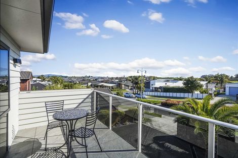 Photo of property in 1 Moonlight Drive, Rototuna North, Hamilton, 3210