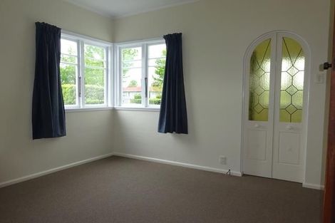 Photo of property in 911 Clive Street, Akina, Hastings, 4122