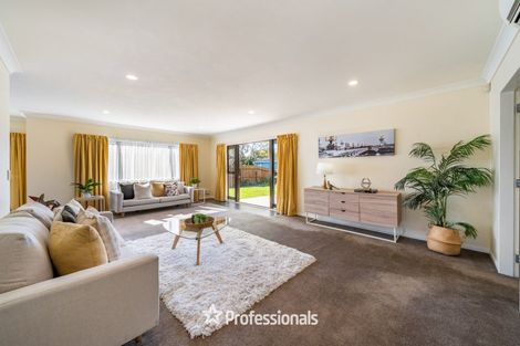 Photo of property in 33 Moana Grove, Waiwhetu, Lower Hutt, 5010