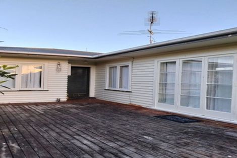 Photo of property in 1/450 Great South Road, Opaheke, Papakura, 2113