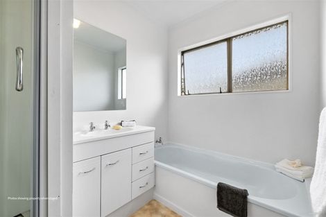 Photo of property in 47a Hatton Road, Orewa, 0931