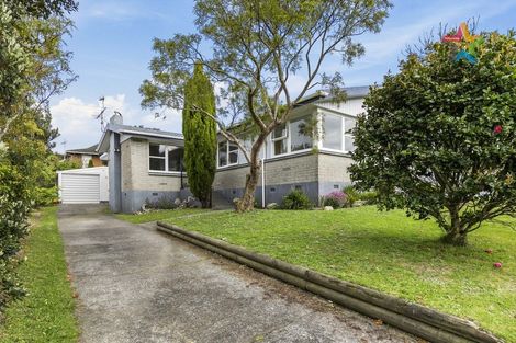 Photo of property in 9 Cedar Street, Maungaraki, Lower Hutt, 5010