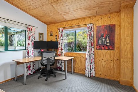 Photo of property in 979 Kaipara Flats Road, Kaipara Flats, Warkworth, 0984