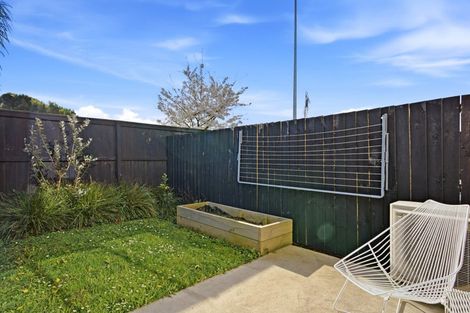 Photo of property in 56 Piripiri Place, Broomfield, Christchurch, 8042