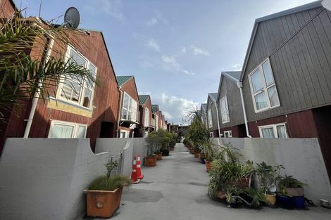 Photo of property in 8b/66 Mount Eden Road, Mount Eden, Auckland, 1024