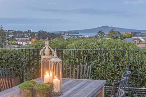 Photo of property in 10 Mamie Street, Remuera, Auckland, 1050