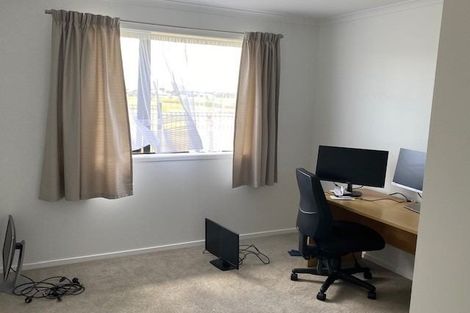 Photo of property in 49 Plover Street, One Tree Point, 0118