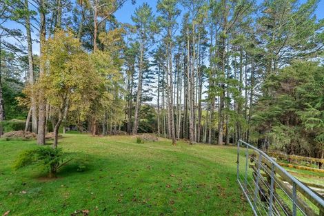 Photo of property in 209 Kaipara Road, Papakura, 2582