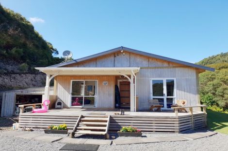 Photo of property in 97 Piko Road, Okoki, Urenui, 4375
