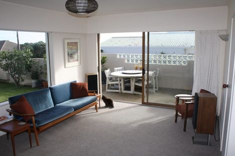 Photo of property in 1/31 Hauraki Road, Hauraki, Auckland, 0622