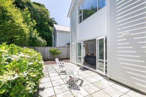 Photo of property in 46a Parkvale Road, Karori, Wellington, 6012