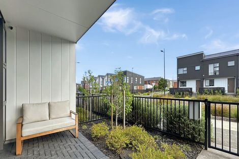 Photo of property in 29 Manarini Road, Westgate, Auckland, 0614