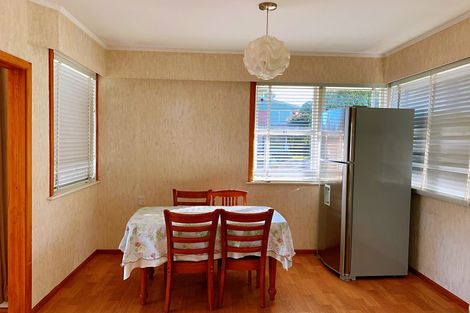 Photo of property in 8 Vista Terrace, Hillcrest, Hamilton, 3216