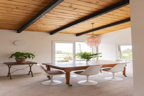 Photo of property in 20 Glenelg Road, Red Beach, 0932