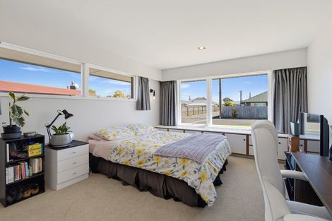 Photo of property in 52 Cavendish Road, Casebrook, Christchurch, 8051