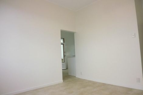 Photo of property in 1 Kenwyn Terrace, Newtown, Wellington, 6021