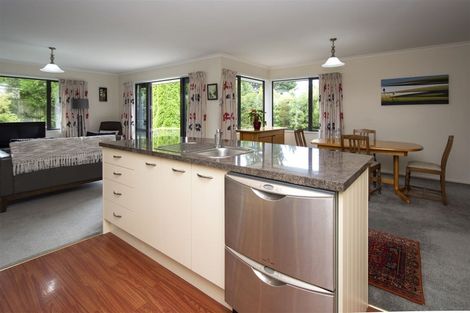 Photo of property in 4 Hillview Place, Amberley, 7410