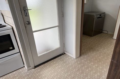 Photo of property in 28 Lewis Street, Glenview, Hamilton, 3206