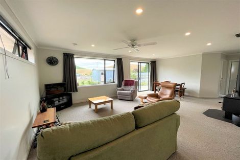 Photo of property in 5 Mill Street, Clinton, 9534