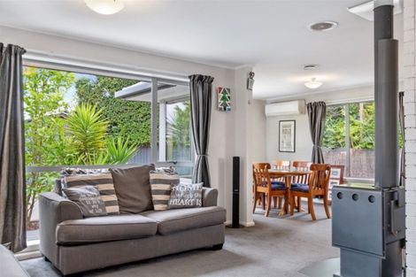 Photo of property in 49 Kathleen Crescent, Hornby, Christchurch, 8042