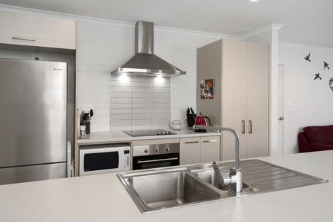 Photo of property in 72 Sentinel Avenue, Omokoroa, 3114