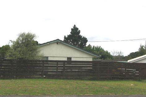 Photo of property in 36 Lanigan Street, Birkdale, Auckland, 0626