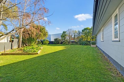 Photo of property in 13 Harker Street, Waipawa, 4210