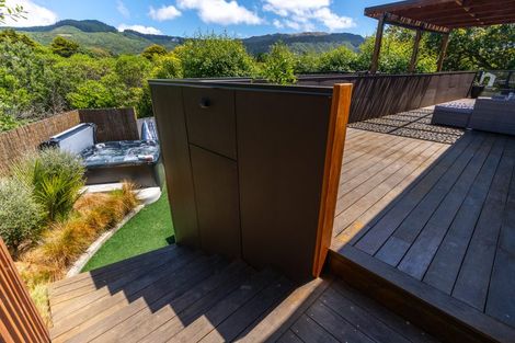 Photo of property in 4a Ryan Grove, Tawa, Wellington, 5028